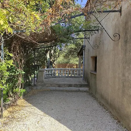 Apartment Dervonnae, La Provence A L'ombre Des Chenes