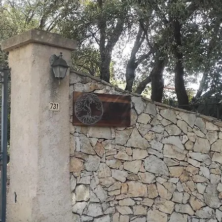 Apartment Dervonnae, La Provence A L'ombre Des Chenes Tavernes